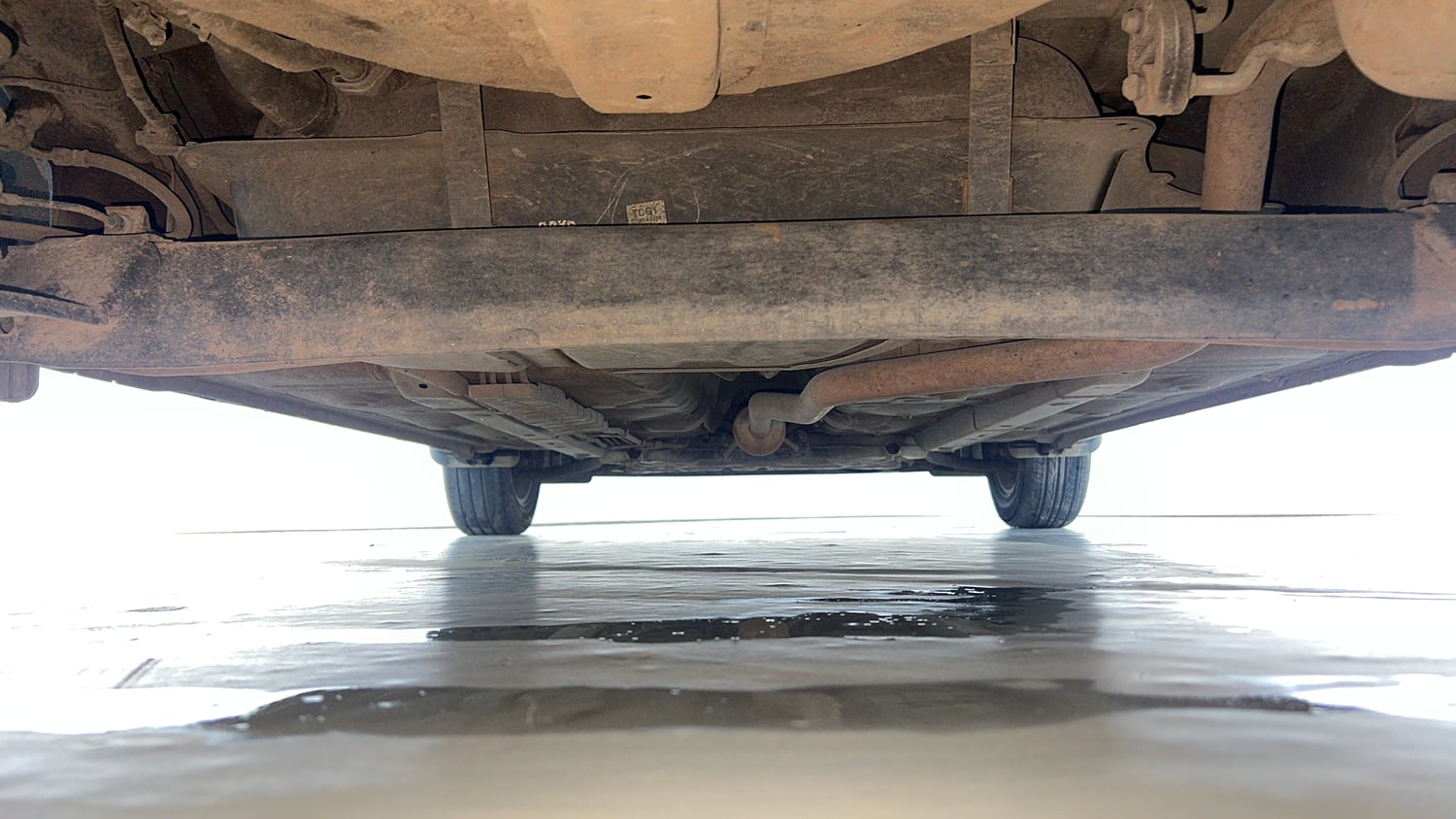 Used 2021 Hyundai Grand i10 Nios Sportz 1.2 Kappa VTVT CNG Cng Manual extra REAR UNDERBODY VIEW (TAKEN FROM REAR)