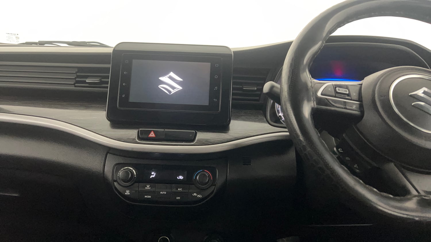 Used 2021 Maruti Suzuki XL6 Zeta AT Petrol Petrol Automatic interior MUSIC SYSTEM & AC CONTROL VIEW
