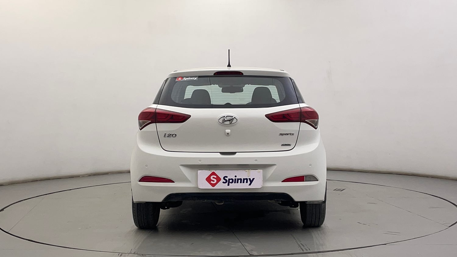 Used 2016 Hyundai Elite i20 Sportz 1.4 CRDI Diesel Manual exterior BACK VIEW