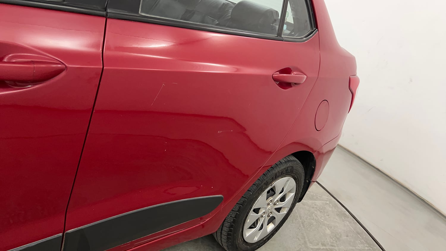 Used 2015 Hyundai Xcent S 1.2 Petrol Manual dents MINOR DENT