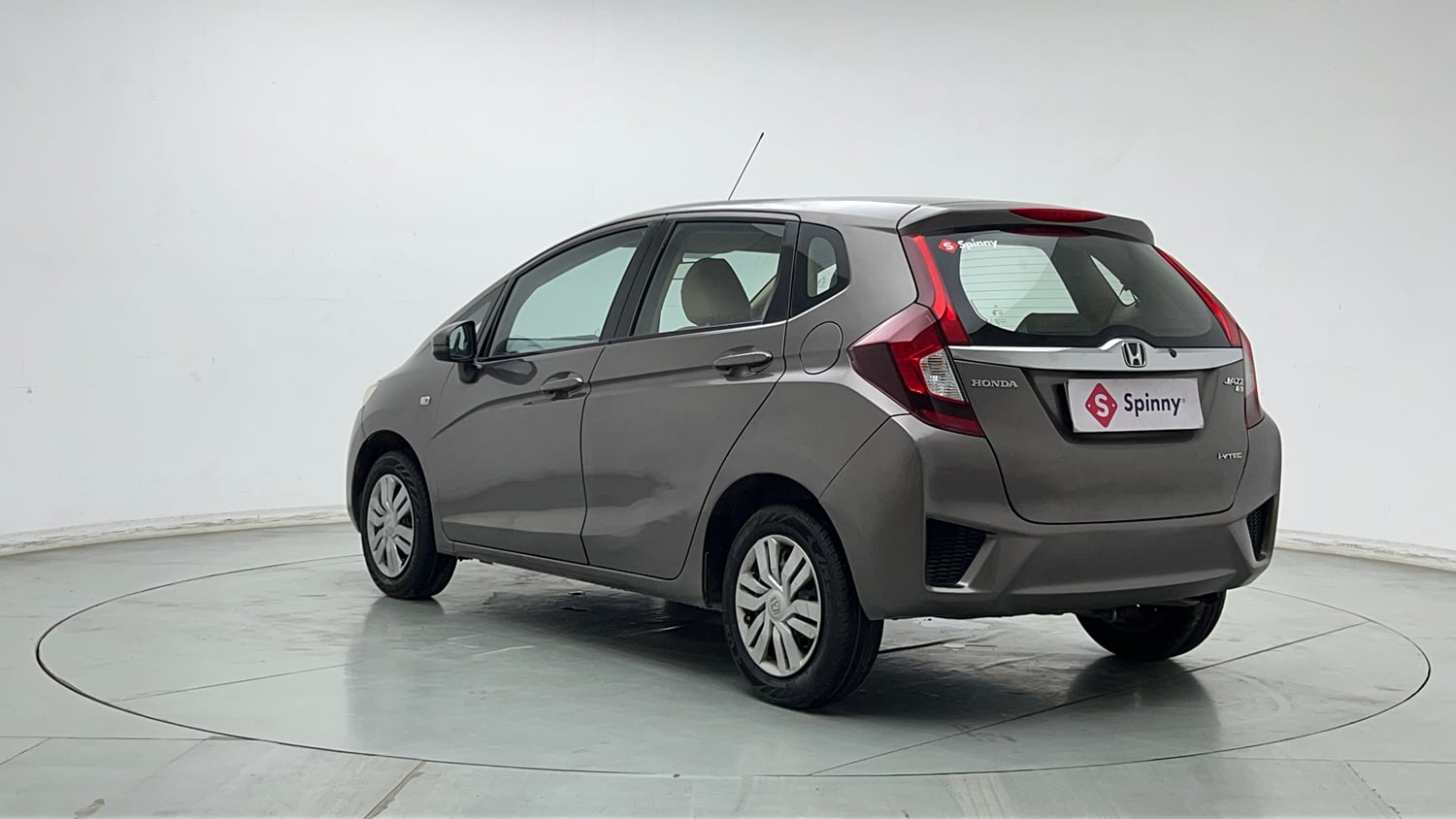 Used 2015 Honda Jazz S MT Petrol Manual exterior LEFT REAR CORNER VIEW