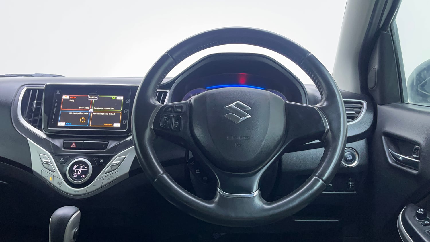 Used 2018 Maruti Suzuki Baleno Alpha 1.2 AT Petrol Automatic interior STEERING VIEW