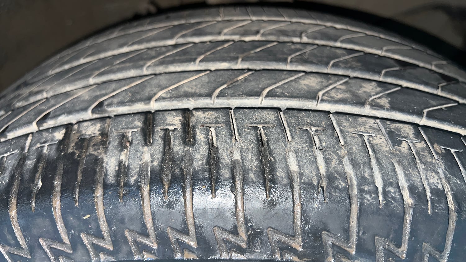 Used 2024 Honda Elevate ZX MT Petrol Manual tyres RIGHT FRONT TYRE TREAD VIEW