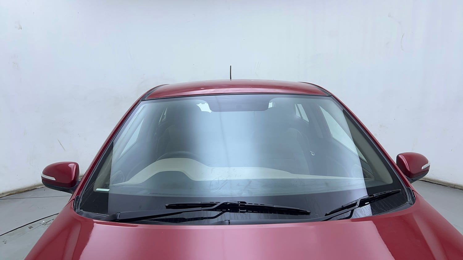 Used 2017 Hyundai Elite i20 Asta 1.2 Petrol Manual exterior FRONT WINDSHIELD VIEW