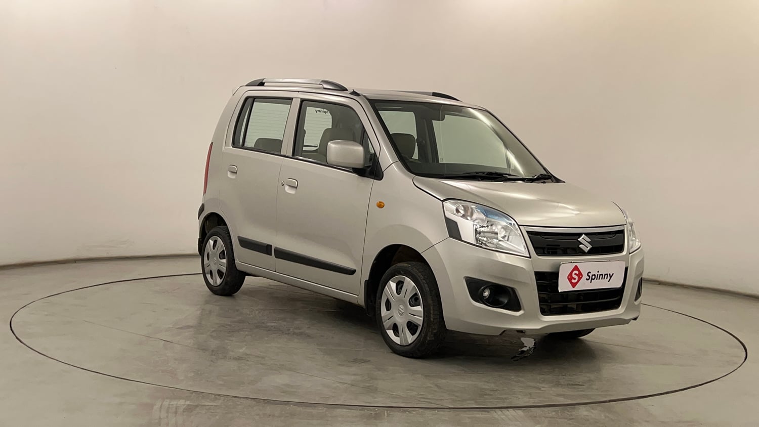 Used 2018 Maruti Suzuki Wagon R VXI Petrol Manual exterior RIGHT FRONT CORNER VIEW