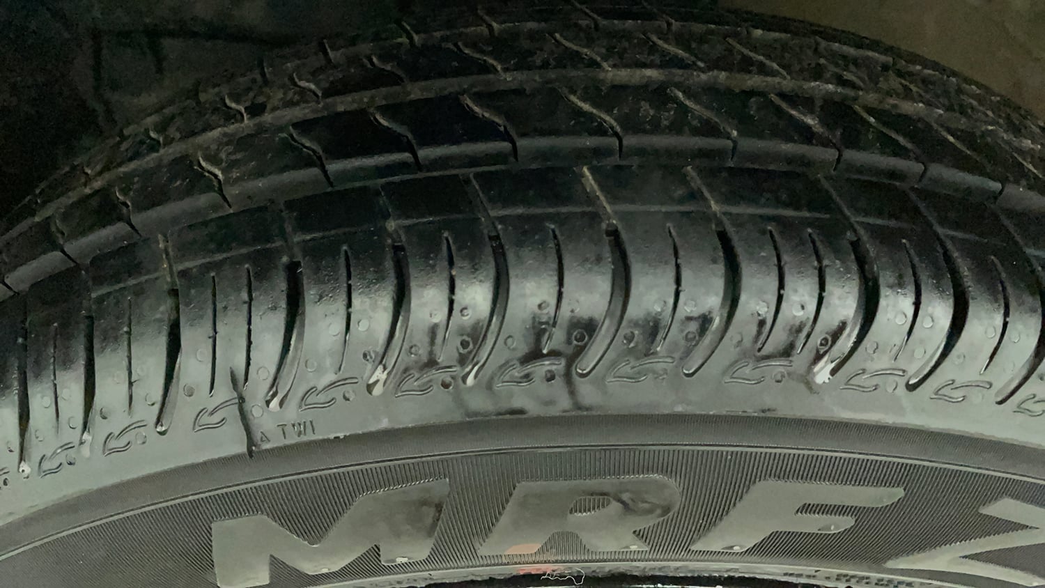 Used 2025 Maruti Suzuki Wagon R VXI 1.0 CNG Cng Manual tyres LEFT FRONT TYRE TREAD VIEW