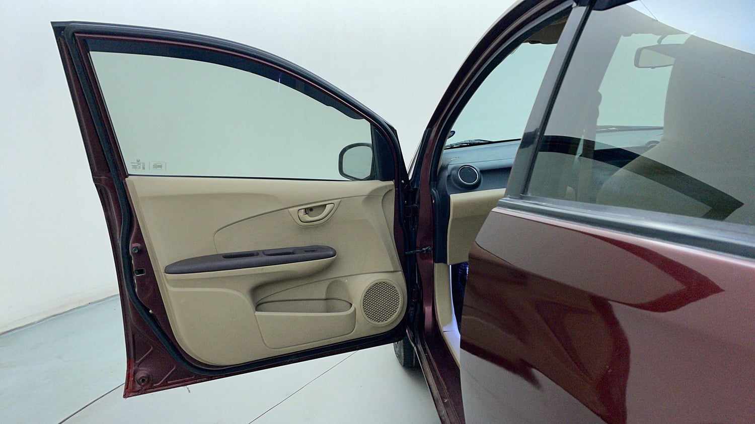 Used 2013 Honda Amaze 1.5 S i-DTEC Diesel Manual interior LEFT FRONT DOOR OPEN VIEW