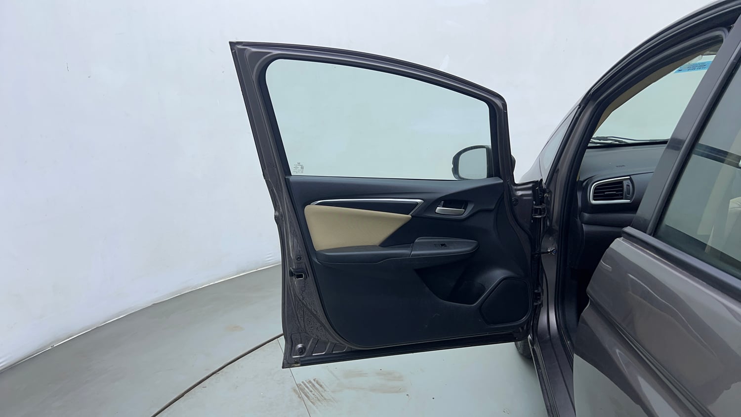 Used 2016 Honda Jazz V AT Petrol Petrol Automatic interior LEFT FRONT DOOR OPEN VIEW