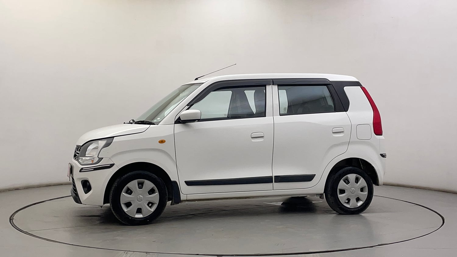 Used 2025 Maruti Suzuki Wagon R VXI 1.0 CNG Cng Manual exterior LEFT SIDE VIEW