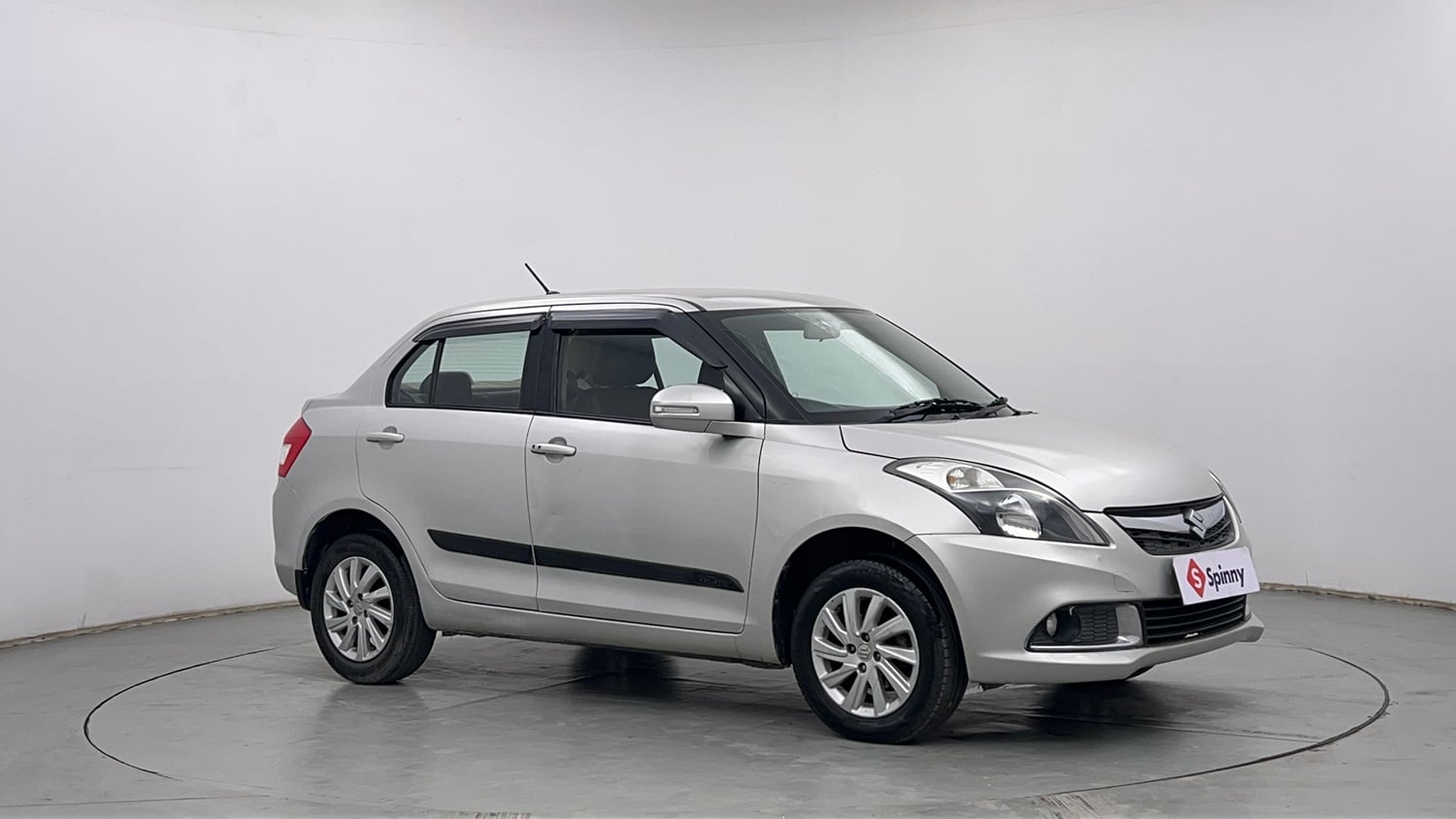 Used 2015 Maruti Suzuki Swift Dzire ZXI Petrol Manual exterior RIGHT FRONT CORNER VIEW