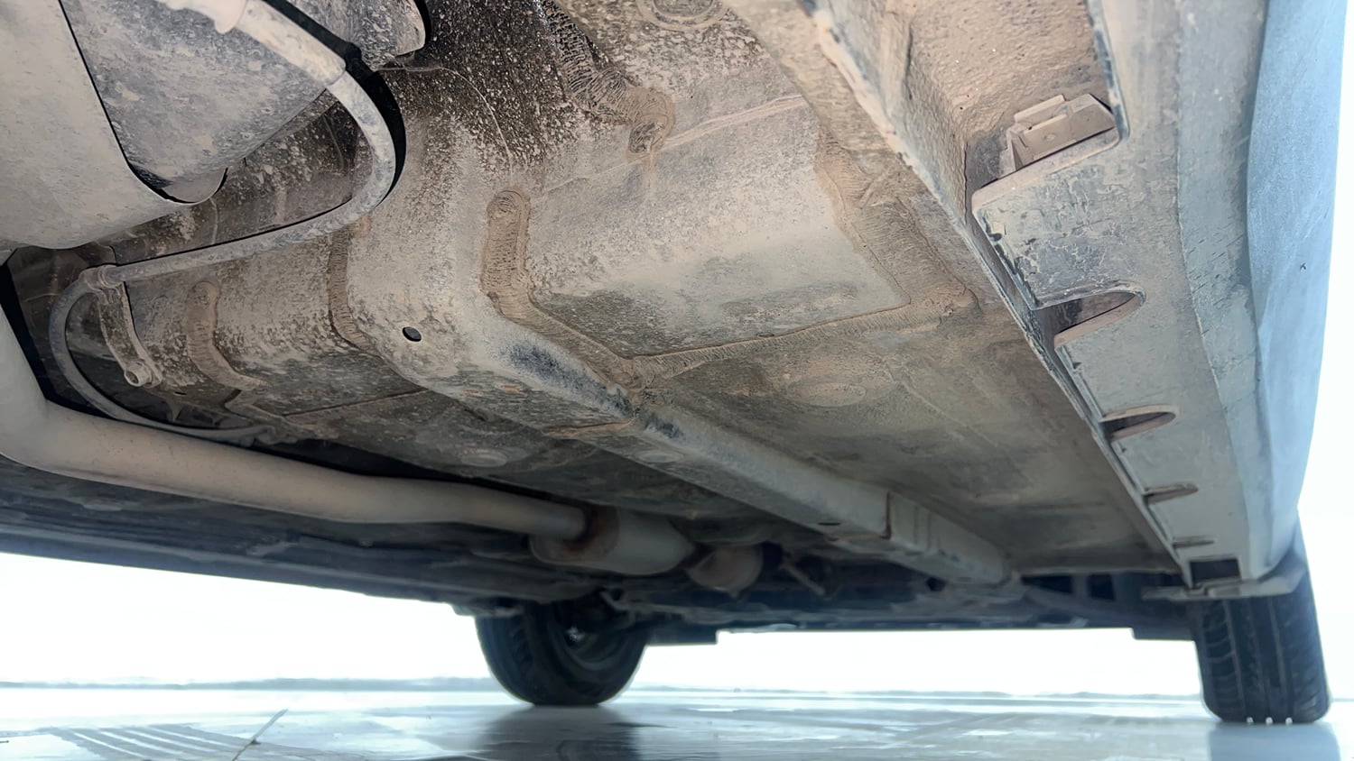 Used 2024 Hyundai Exter SX (O) 1.2 AMT Petrol Automatic extra REAR RIGHT UNDERBODY VIEW