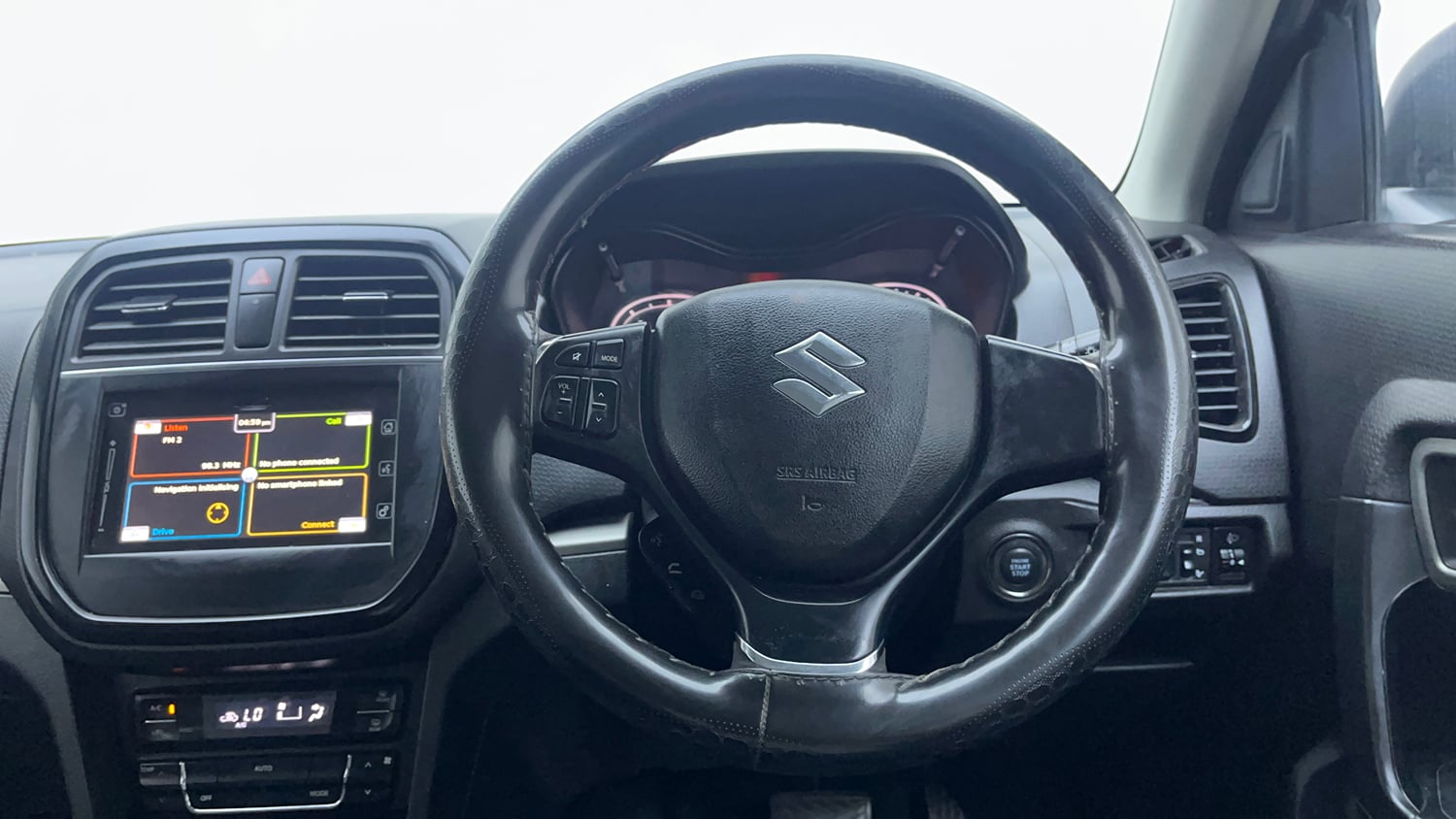 Used 2019 maruti-suzuki Vitara Brezza ZDi Plus Dual Tone AGS Diesel Automatic interior STEERING VIEW