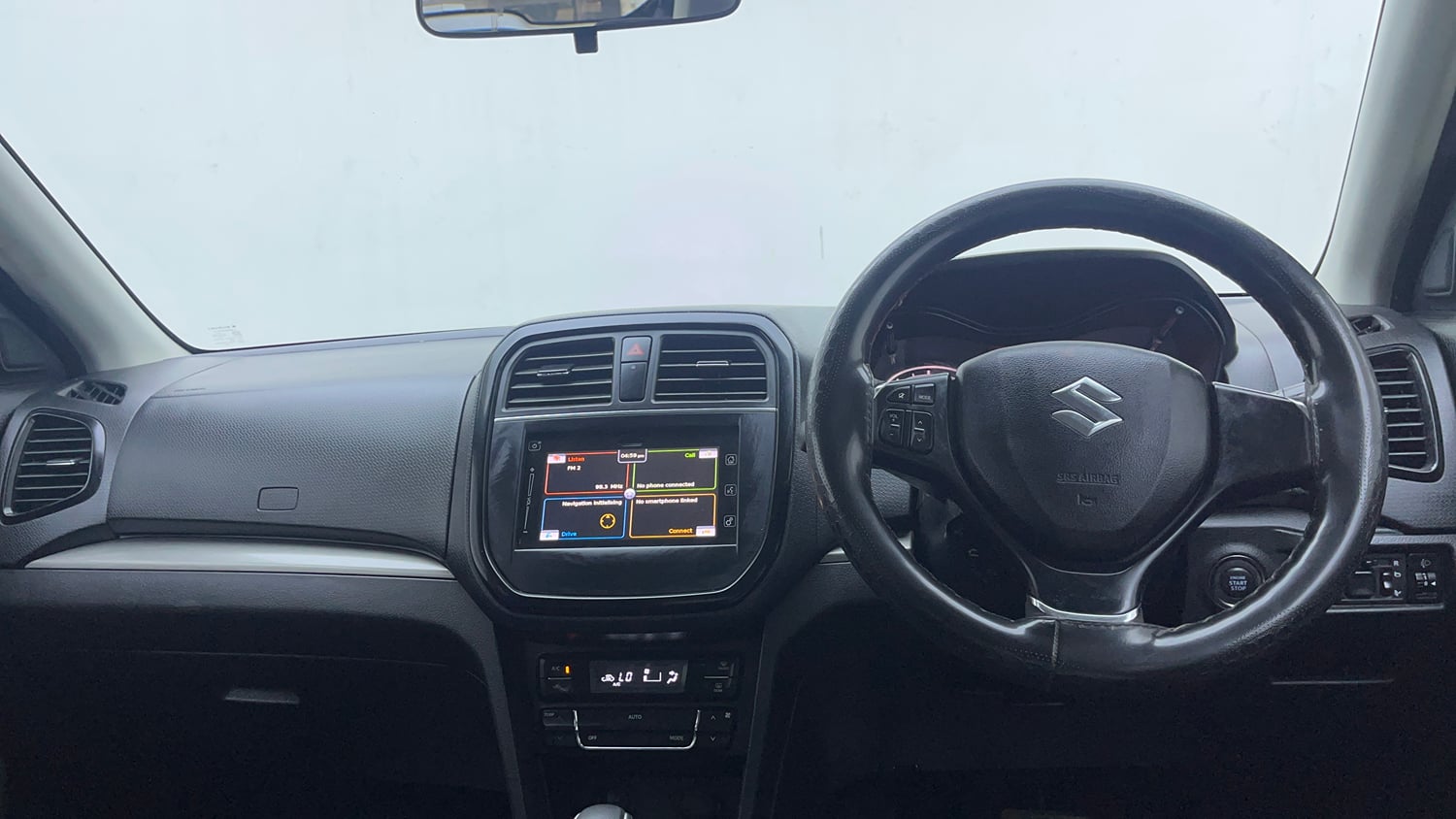 Used 2019 maruti-suzuki Vitara Brezza ZDi Plus Dual Tone AGS Diesel Automatic interior DASHBOARD VIEW