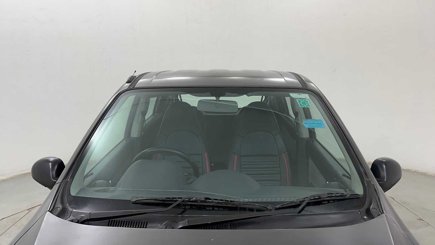 Used 2017 Maruti Suzuki Alto 800 LXi Petrol Manual exterior FRONT WINDSHIELD VIEW