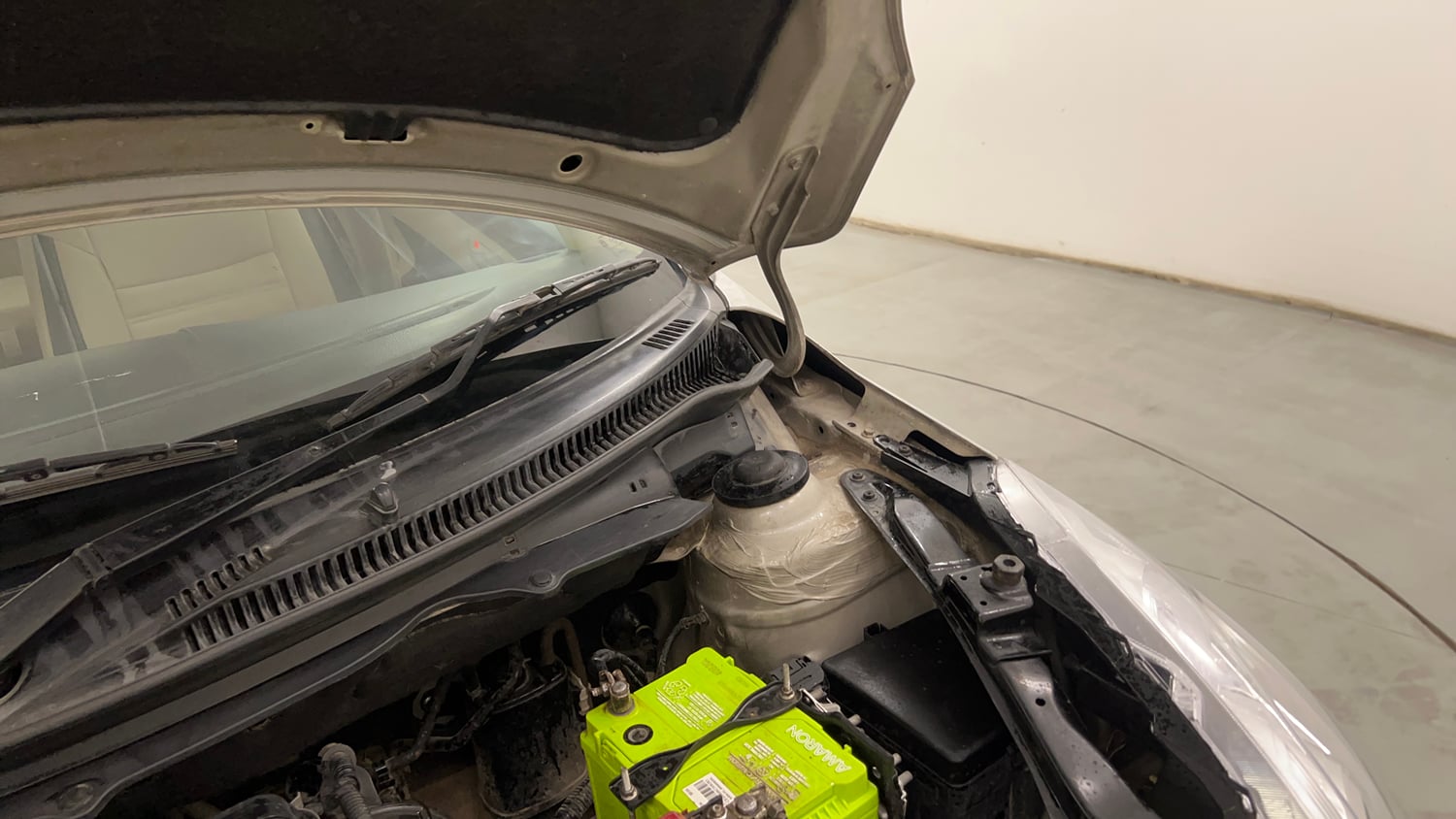 Used 2013 Maruti Suzuki Swift Dzire Automatic Petrol Automatic engine ENGINE LEFT SIDE HINGE & APRON VIEW
