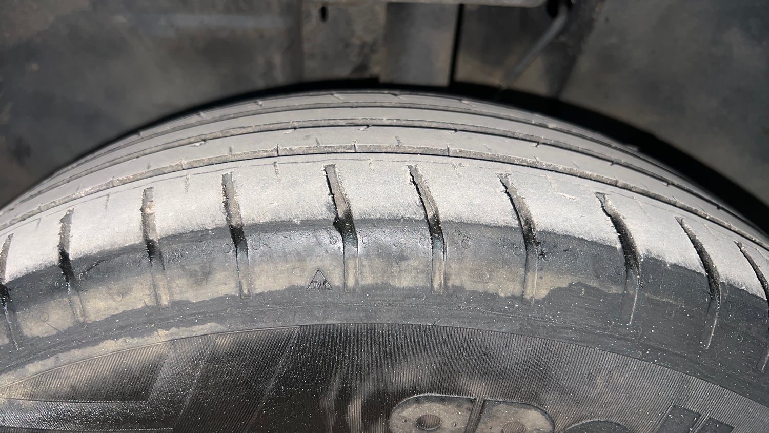 Used 2023 Tata Punch Adventure MT Petrol Manual tyres LEFT FRONT TYRE TREAD VIEW