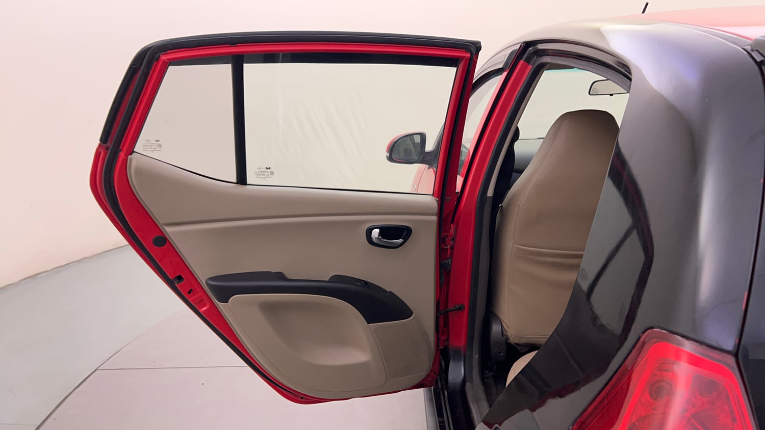 Used 2013 Hyundai i10 Magna 1.2 Kappa2 Petrol Manual interior LEFT REAR DOOR OPEN VIEW