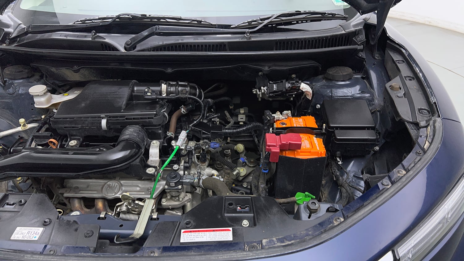 Used 2023 Maruti Suzuki Fronx Delta 1.2L MT Petrol Manual engine ENGINE LEFT SIDE VIEW