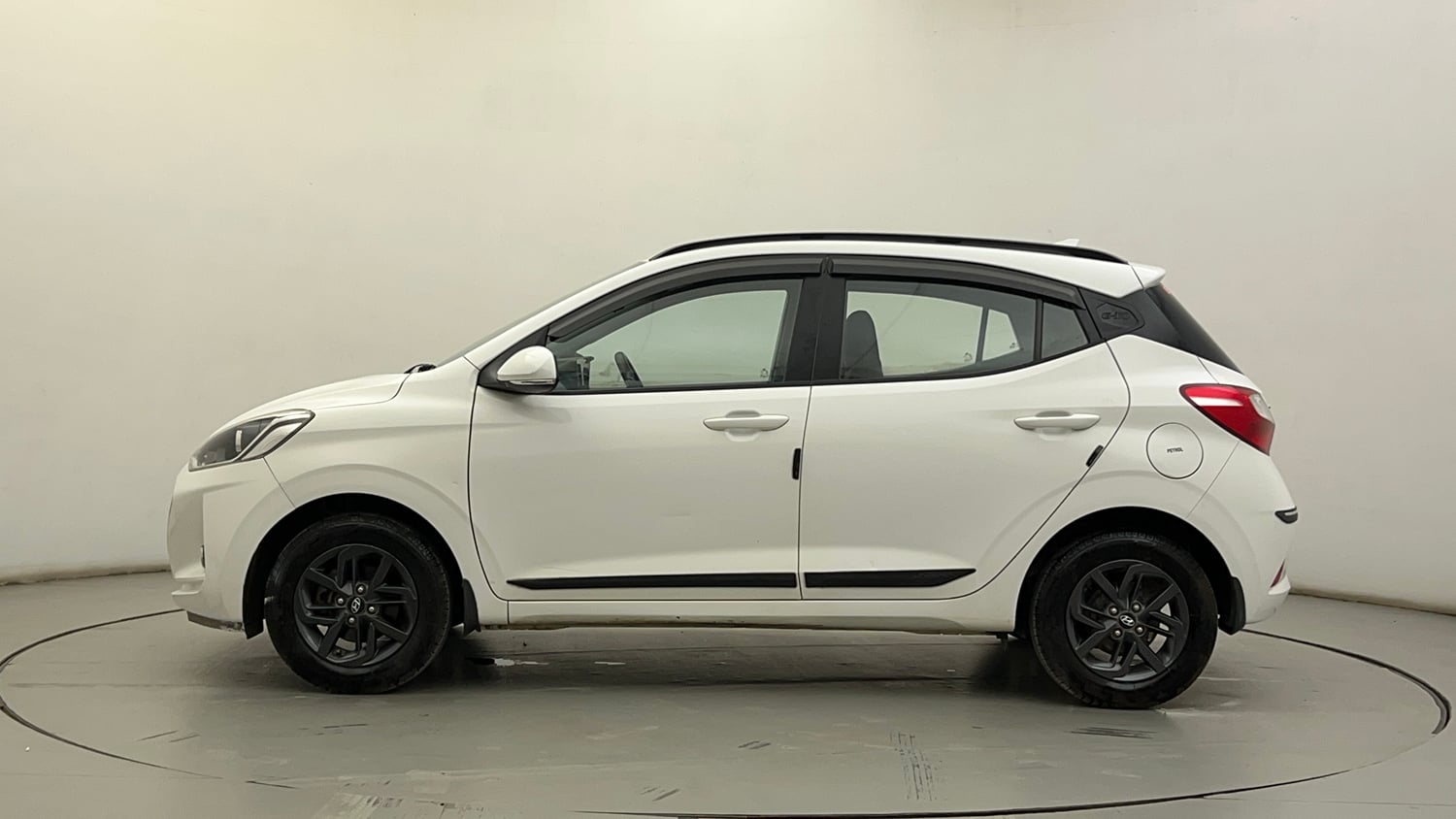 Used 2021 Hyundai Grand i10 Nios Sportz AMT 1.2 Kappa VTVT Petrol Automatic exterior LEFT SIDE VIEW