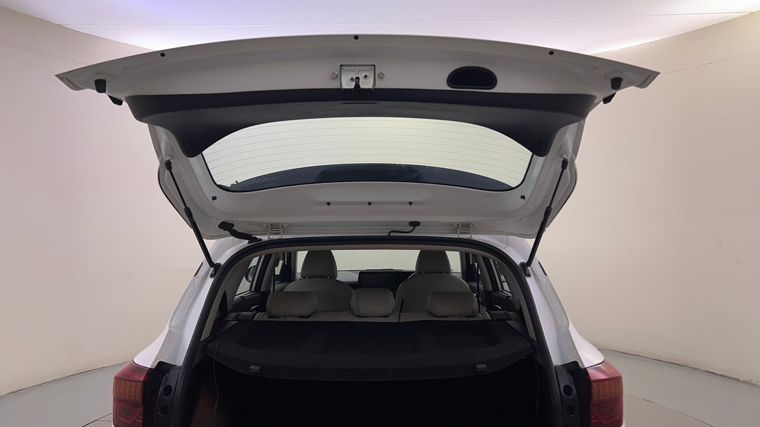 Used 2022 Kia Seltos HTX 1.5 Petrol Manual interior DICKY DOOR OPEN VIEW