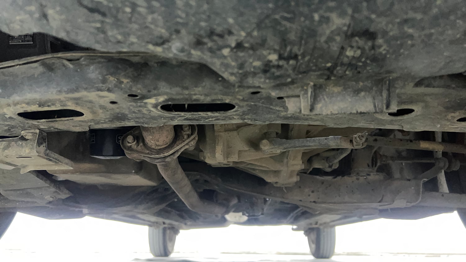 Used 2015 Maruti Suzuki Celerio ZXi Opt Petrol Manual extra FRONT LEFT UNDERBODY VIEW