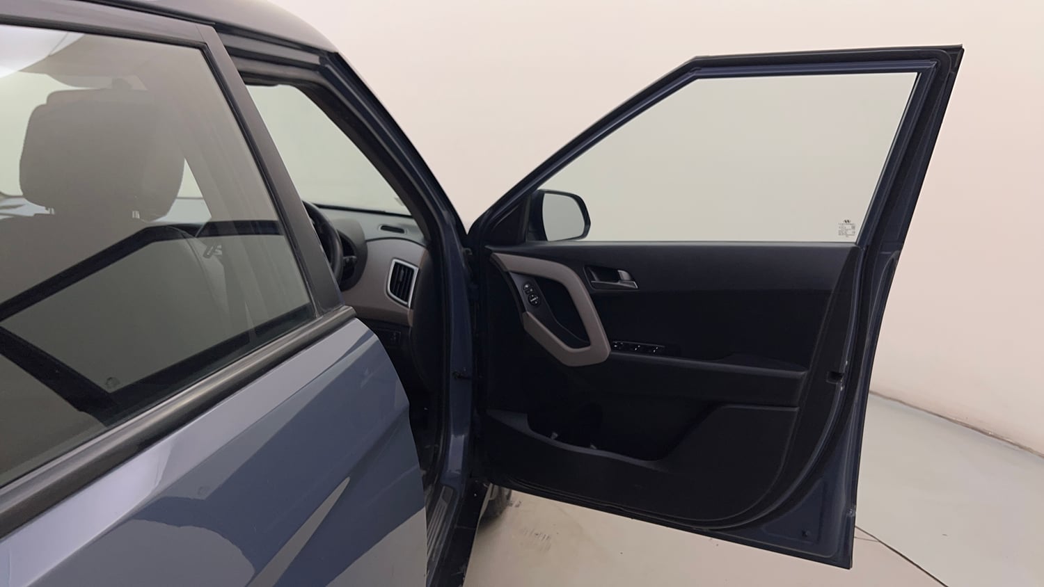 Used 2016 Hyundai Creta 1.6 SX Plus AT Petrol Petrol Automatic interior RIGHT FRONT DOOR OPEN VIEW