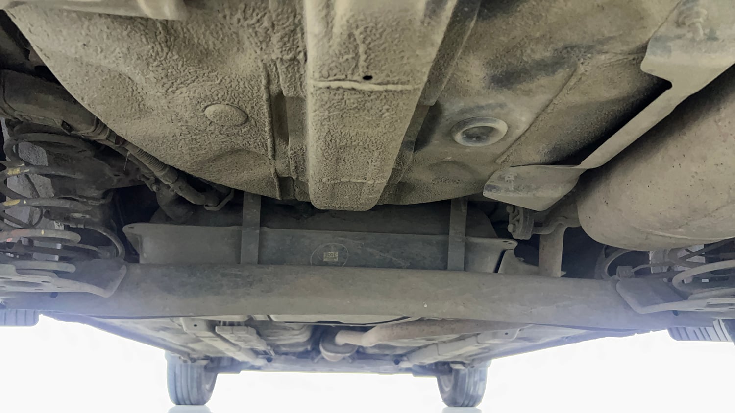 Used 2021 Hyundai Aura SX Plus 1.2 AMT Petrol Petrol Automatic extra REAR UNDERBODY VIEW (TAKEN FROM REAR)