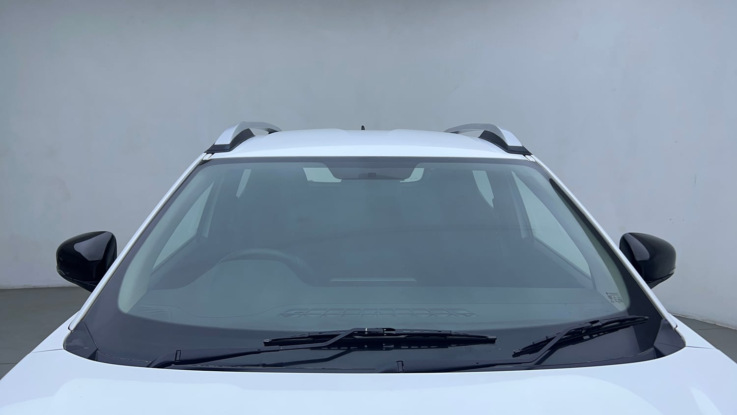 Used 2022 Renault Kiger RXZ Turbo CVT Petrol Automatic exterior FRONT WINDSHIELD VIEW