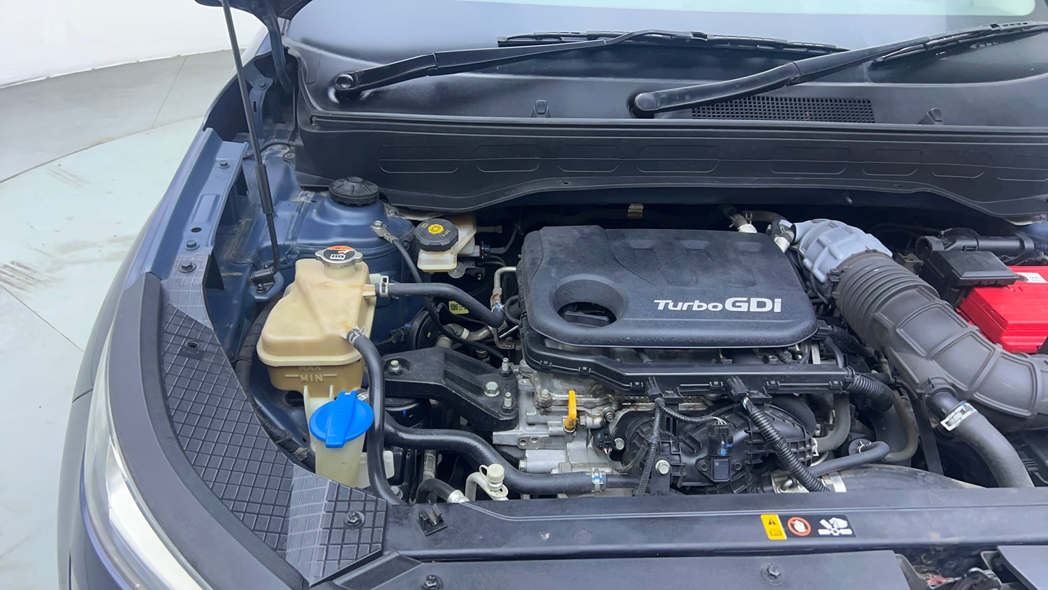 Used 2022 Hyundai Venue SX Plus 1.0 Turbo DCT Petrol Automatic engine ENGINE RIGHT SIDE VIEW
