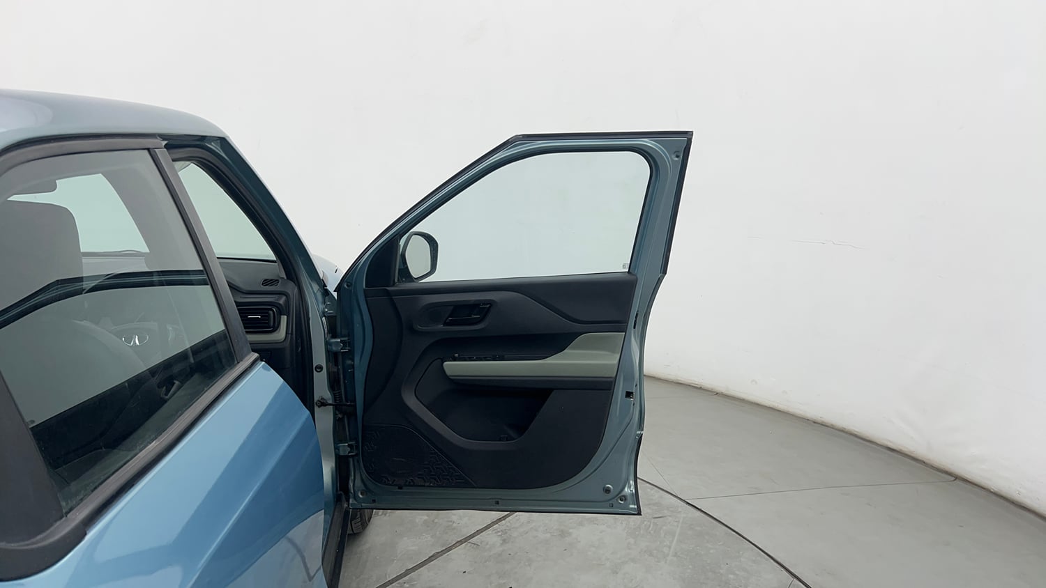 Used 2023 Tata Punch Adventure MT Petrol Manual interior RIGHT FRONT DOOR OPEN VIEW