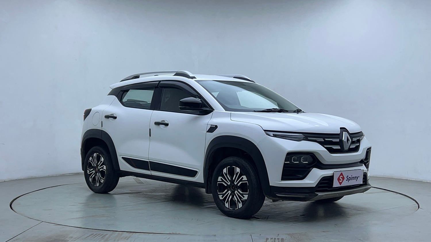 Used 2022 Renault Kiger RXZ Turbo CVT Petrol Automatic exterior RIGHT FRONT CORNER VIEW