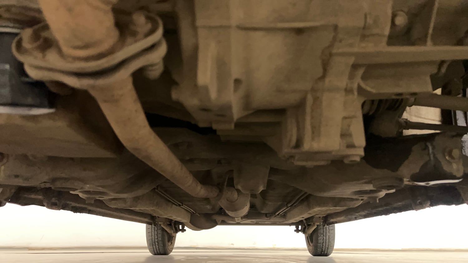 Used 2018 Maruti Suzuki Wagon R VXI Petrol Manual extra FRONT LEFT UNDERBODY VIEW