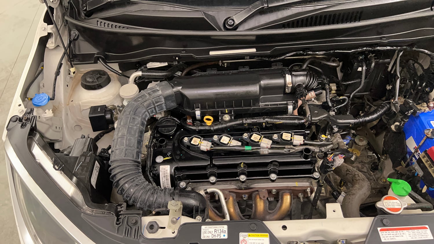 Used 2022 Maruti Suzuki Ignis Zeta 1.2 MT Petrol Manual engine ENGINE RIGHT SIDE VIEW