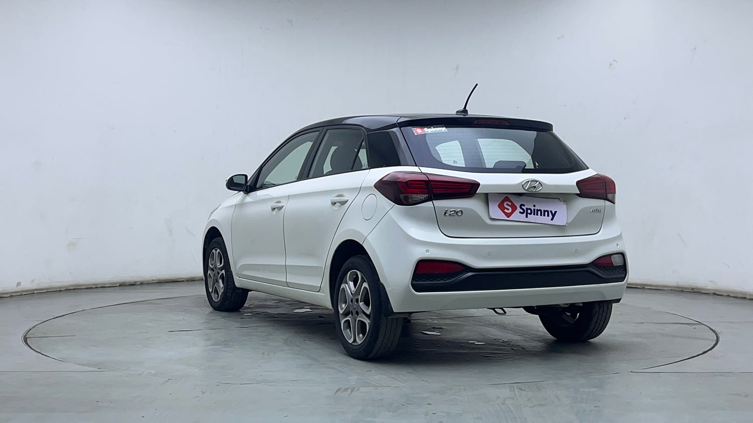 Used 2018 Hyundai Elite i20 Asta 1.2 Dual Tone Petrol Manual exterior LEFT REAR CORNER VIEW