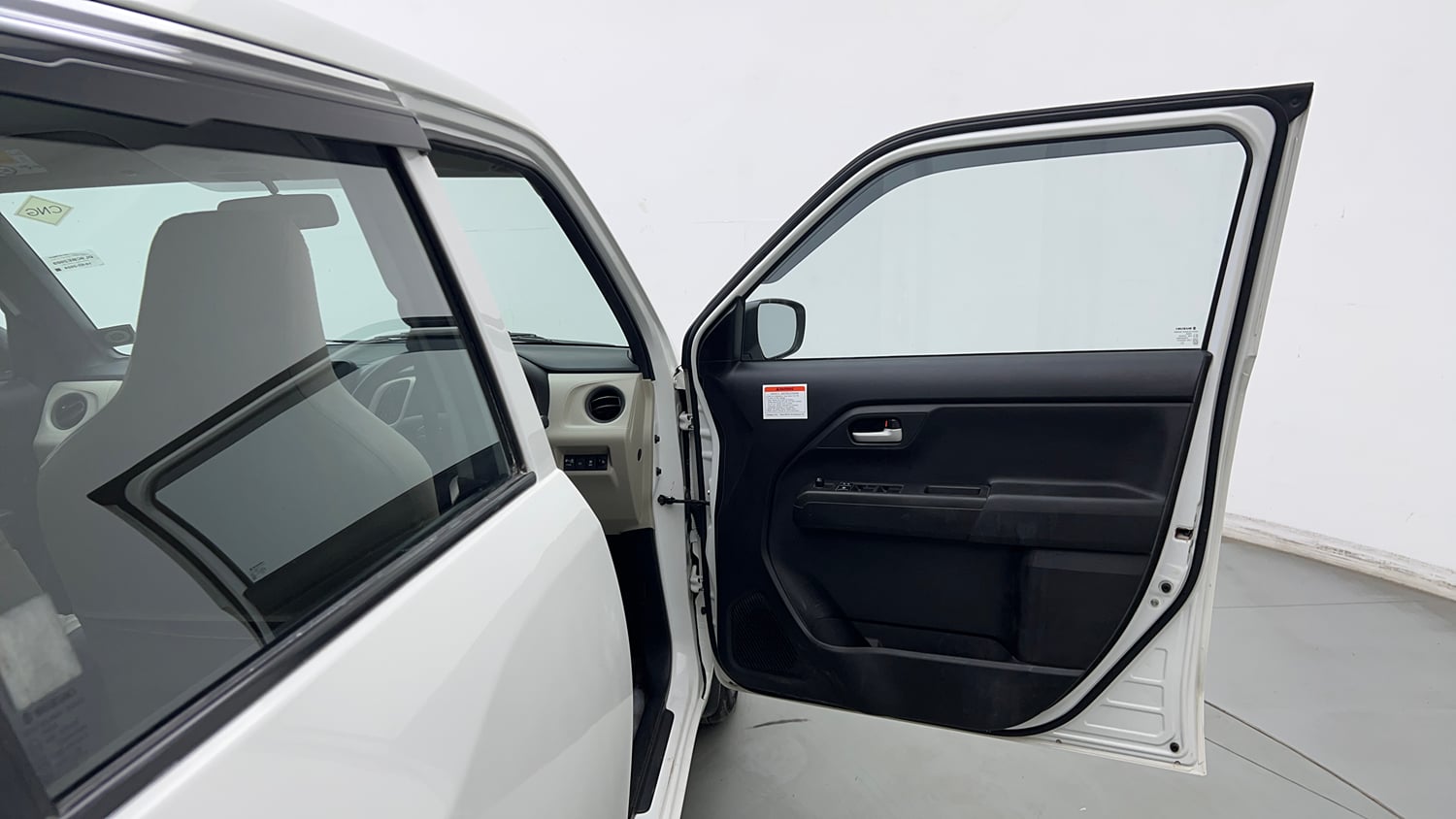 Used 2024 Maruti Suzuki Wagon R VXI 1.0 CNG Cng Manual interior RIGHT FRONT DOOR OPEN VIEW
