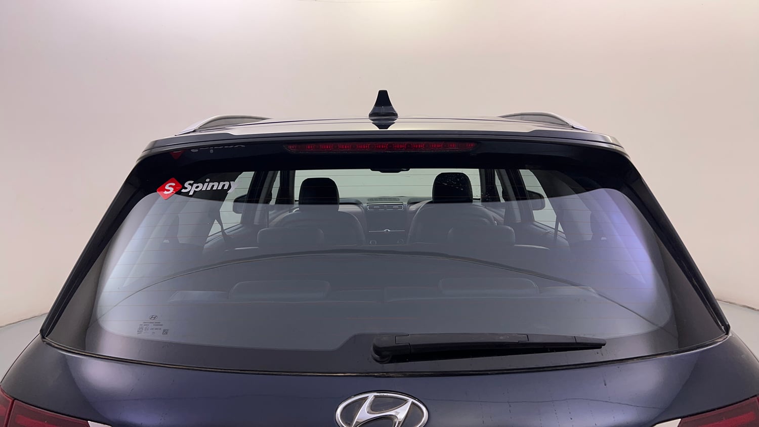 Used 2022 Hyundai Alcazar Signature (O) 7 Seater 1.5 Diesel AT Diesel Automatic exterior BACK WINDSHIELD VIEW