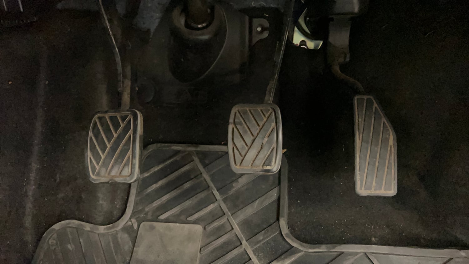 Used 2022 Maruti Suzuki Ignis Zeta 1.2 MT Petrol Manual interior PEDALS VIEW