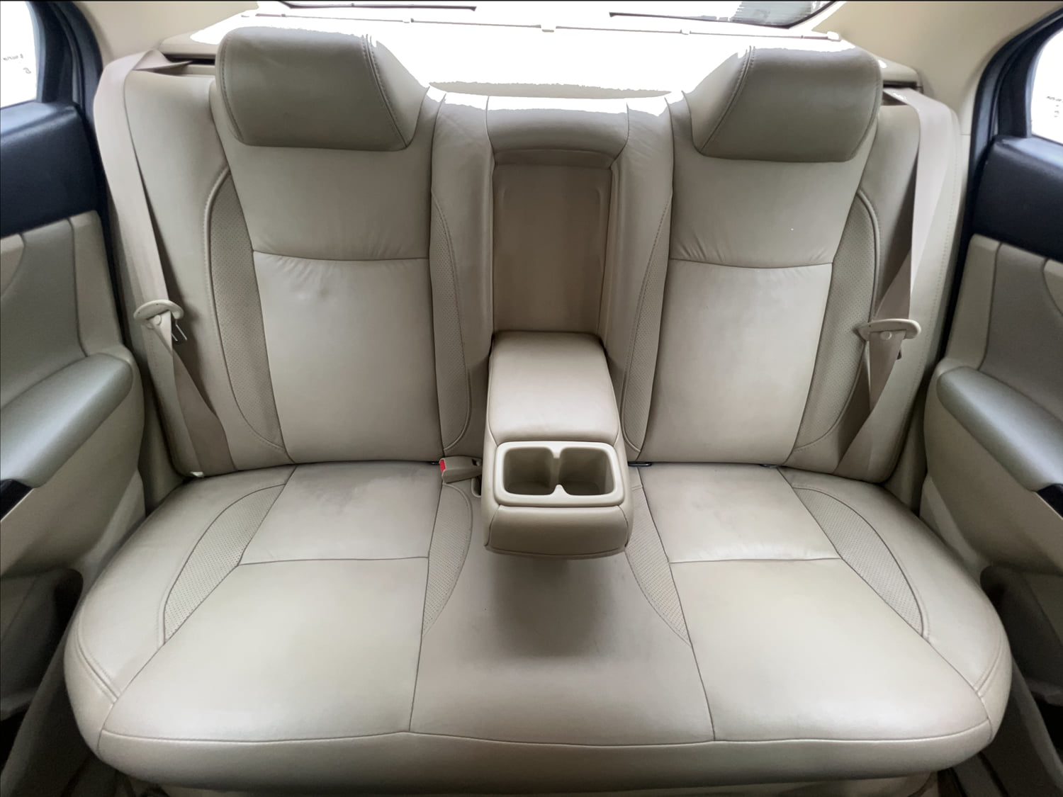 Used 2018 Maruti Suzuki Ciaz Alpha 1.4 MT Petrol Manual interior REAR SEAT CONDITION VIEW