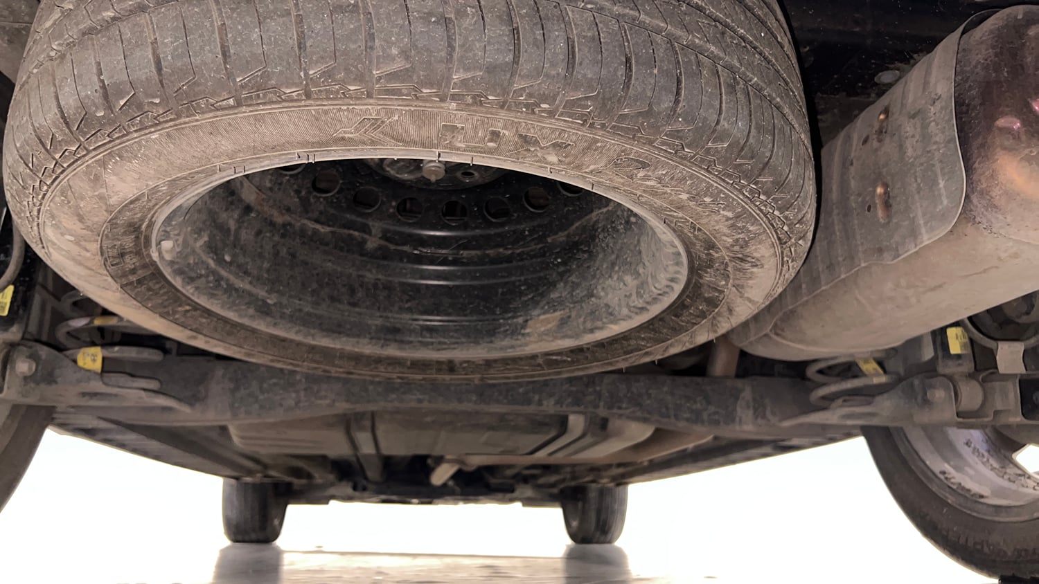 Used 2022 Hyundai Alcazar Signature (O) 7 Seater 1.5 Diesel AT Diesel Automatic extra REAR UNDERBODY VIEW (TAKEN FROM REAR)
