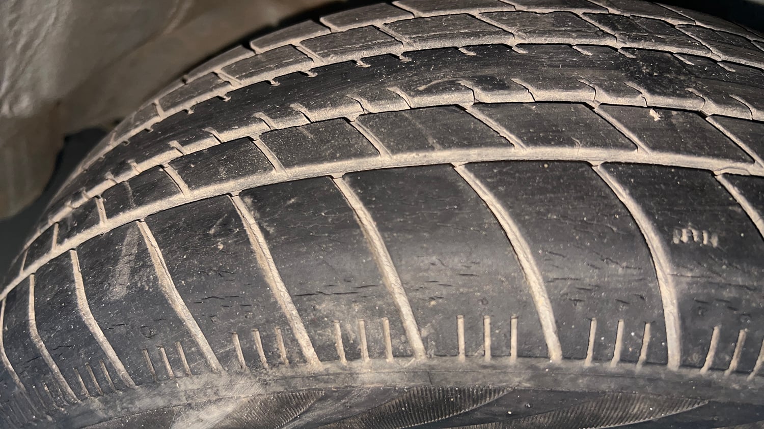 Used 2022 Honda Amaze S MT 1.2 Petrol Petrol Manual tyres RIGHT FRONT TYRE TREAD VIEW
