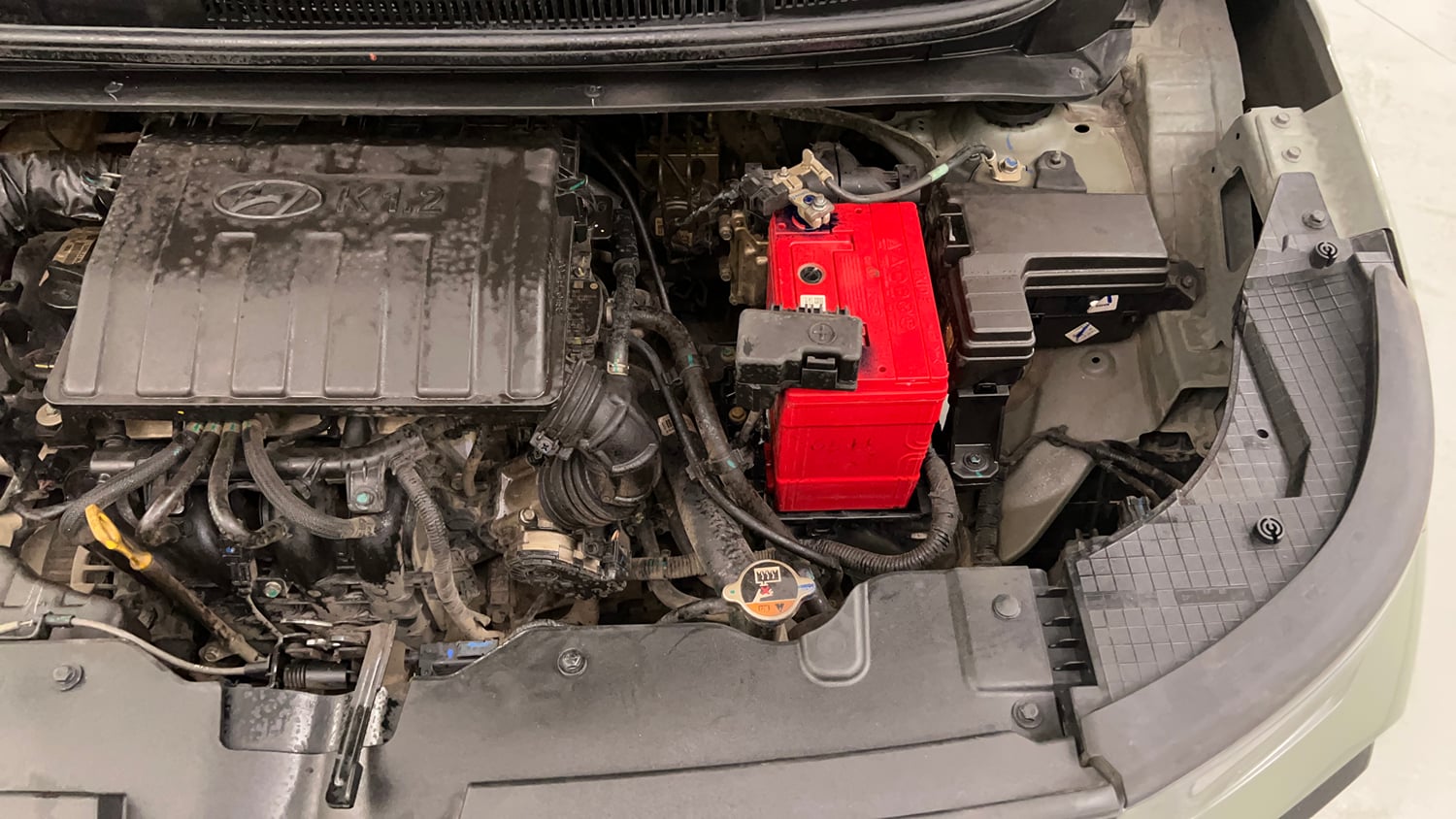 Used 2024 Hyundai Exter SX 1.2 CNG MT Cng Manual engine ENGINE LEFT SIDE VIEW