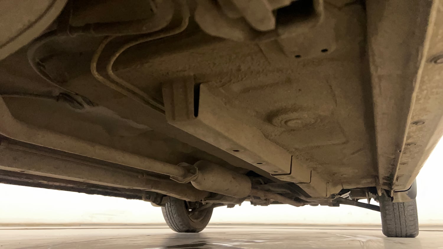 Used 2018 Maruti Suzuki Wagon R VXI Petrol Manual extra REAR RIGHT UNDERBODY VIEW