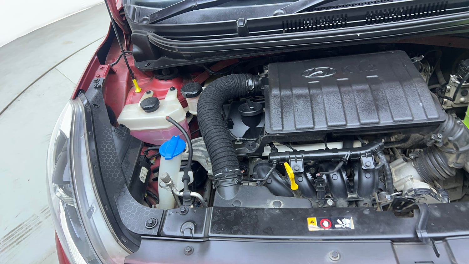 Used 2021 Hyundai Aura SX Plus 1.2 AMT Petrol Petrol Automatic engine ENGINE RIGHT SIDE VIEW