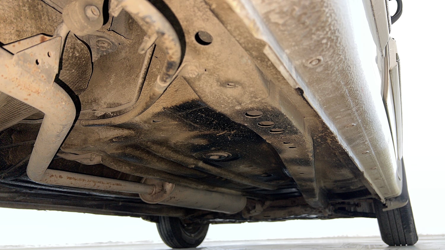 Used 2024 Maruti Suzuki Wagon R VXI 1.0 CNG Cng Manual extra REAR RIGHT UNDERBODY VIEW