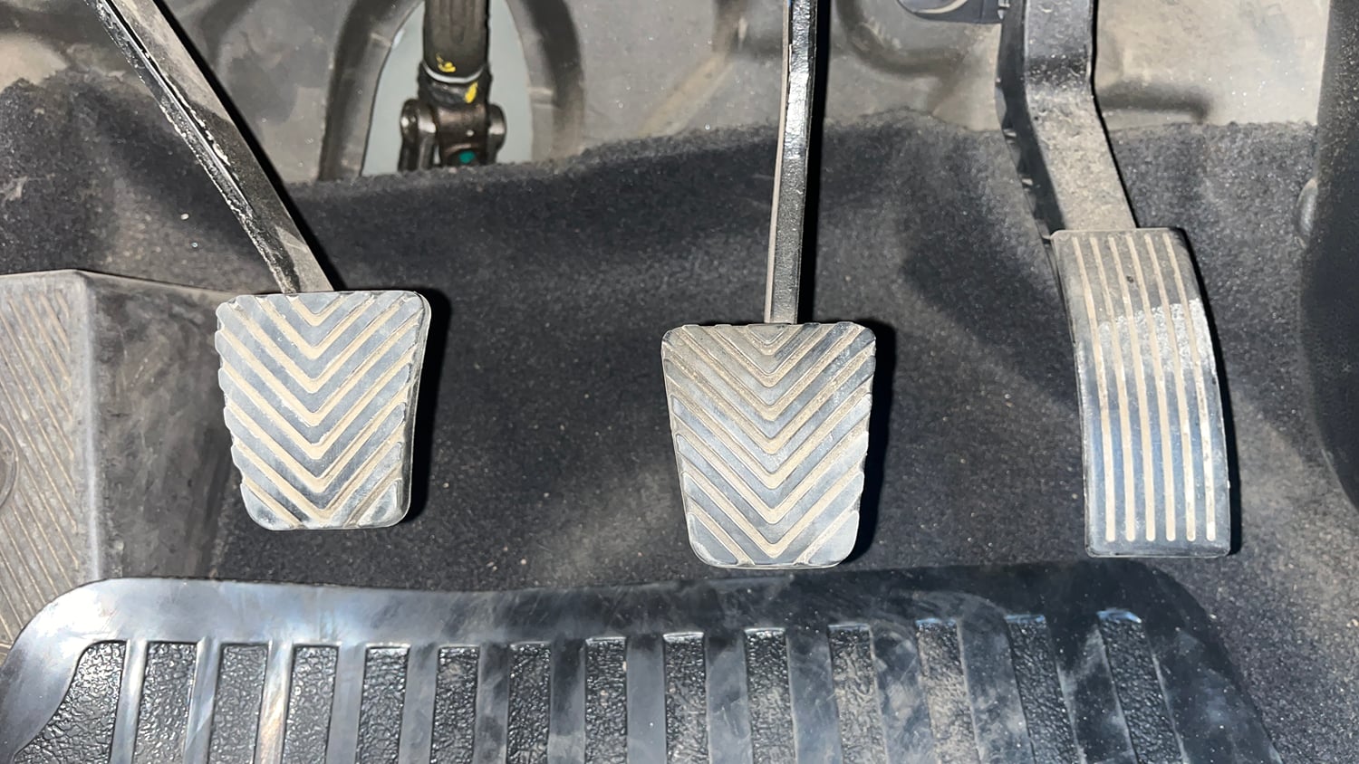 Used 2018 Hyundai Elite i20 Asta 1.2 Dual Tone Petrol Manual interior PEDALS VIEW