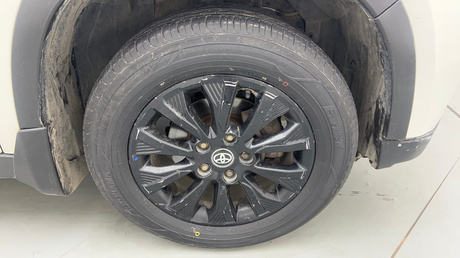 Used 2021 Toyota Urban Cruiser High Grade AT Petrol Automatic tyres RIGHT FRONT TYRE RIM VIEW