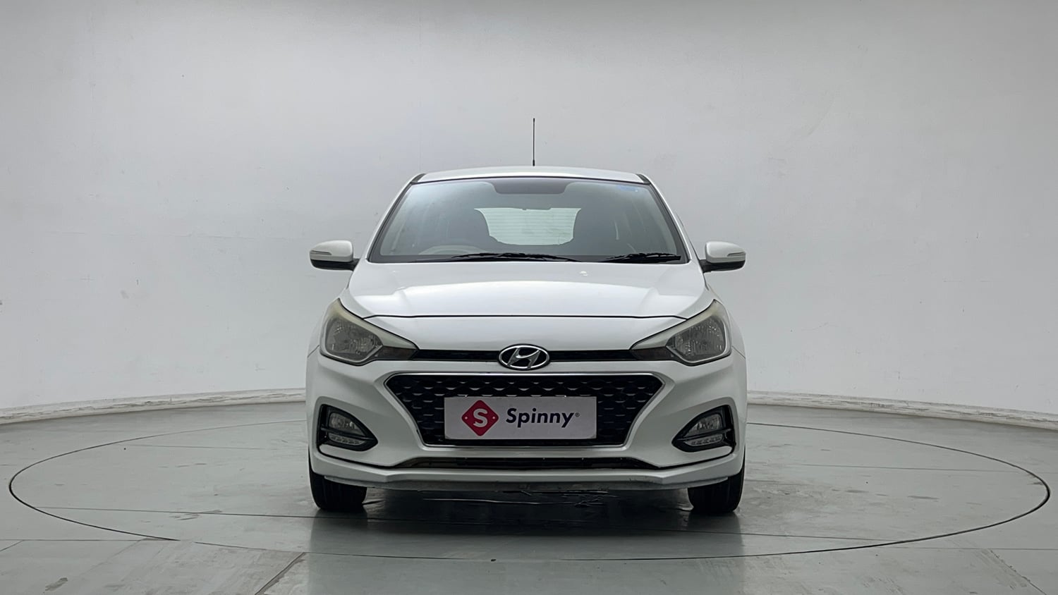 Used 2020 Hyundai Elite i20 Sportz Plus 1.2 Petrol Manual exterior FRONT VIEW