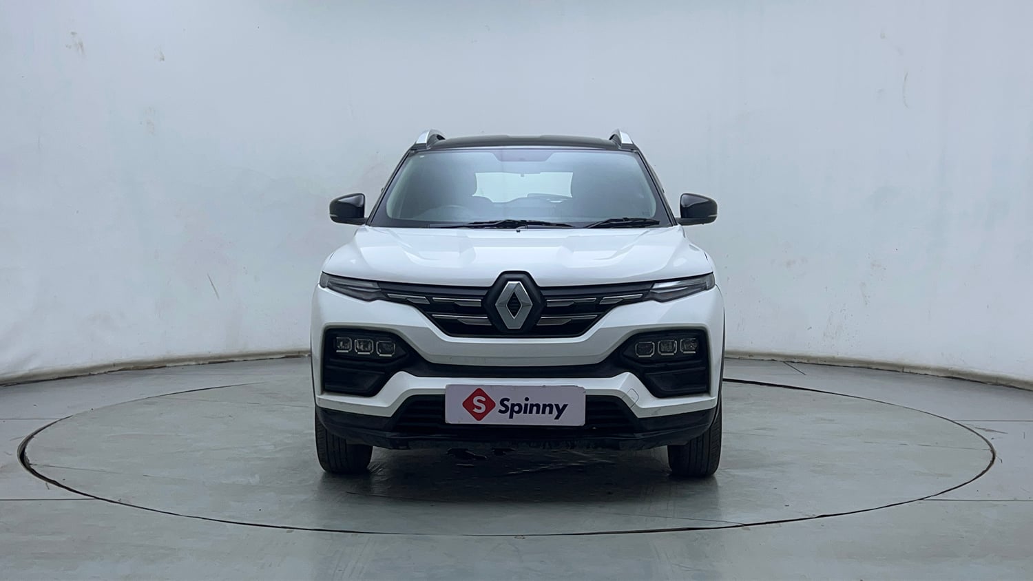 Used 2021 Renault Kiger RXZ AMT Dual Tone Petrol Automatic exterior FRONT VIEW