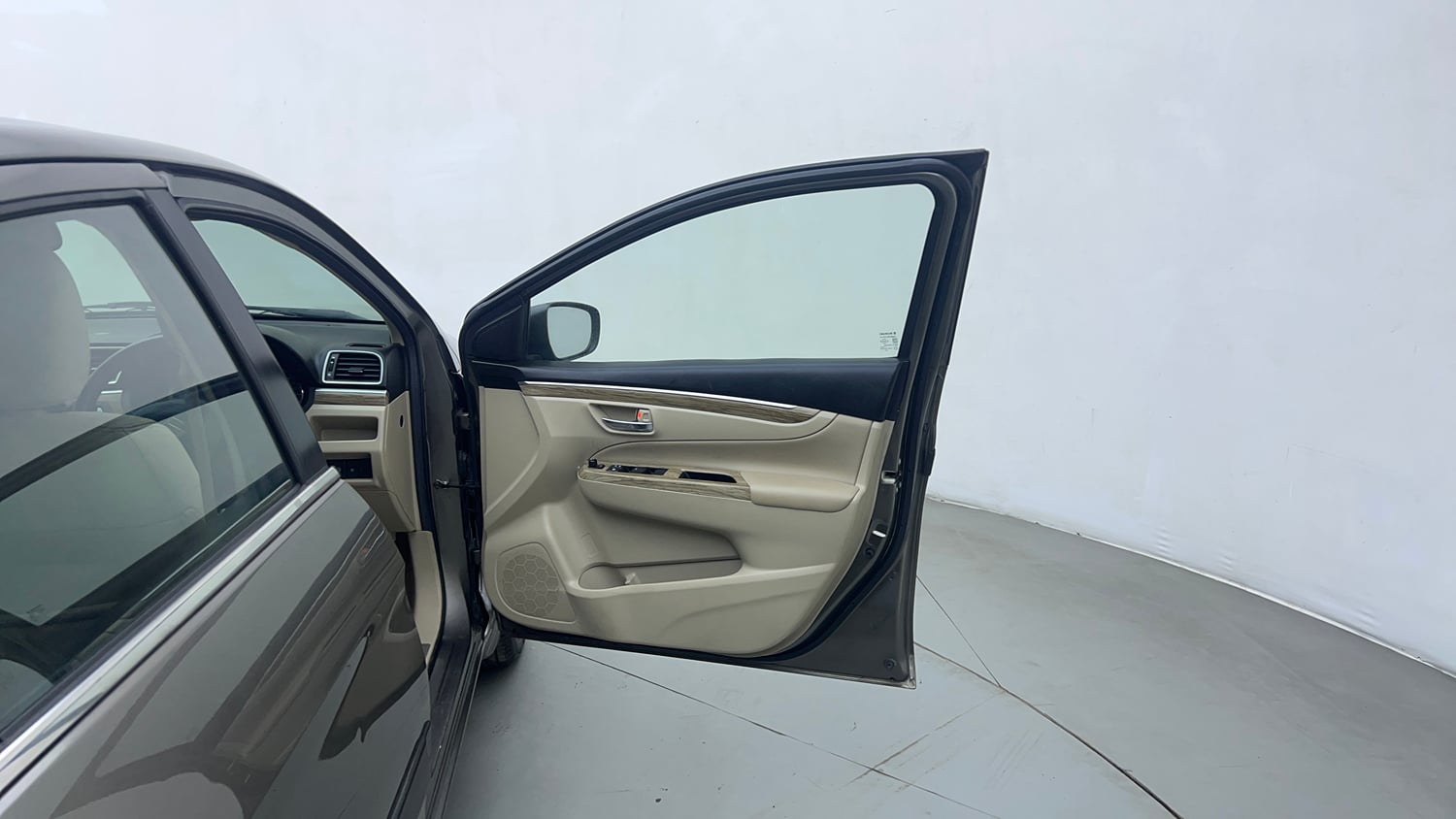 Used 2020 Maruti Suzuki Ciaz Alpha 1.5 AT Petrol Automatic interior RIGHT FRONT DOOR OPEN VIEW