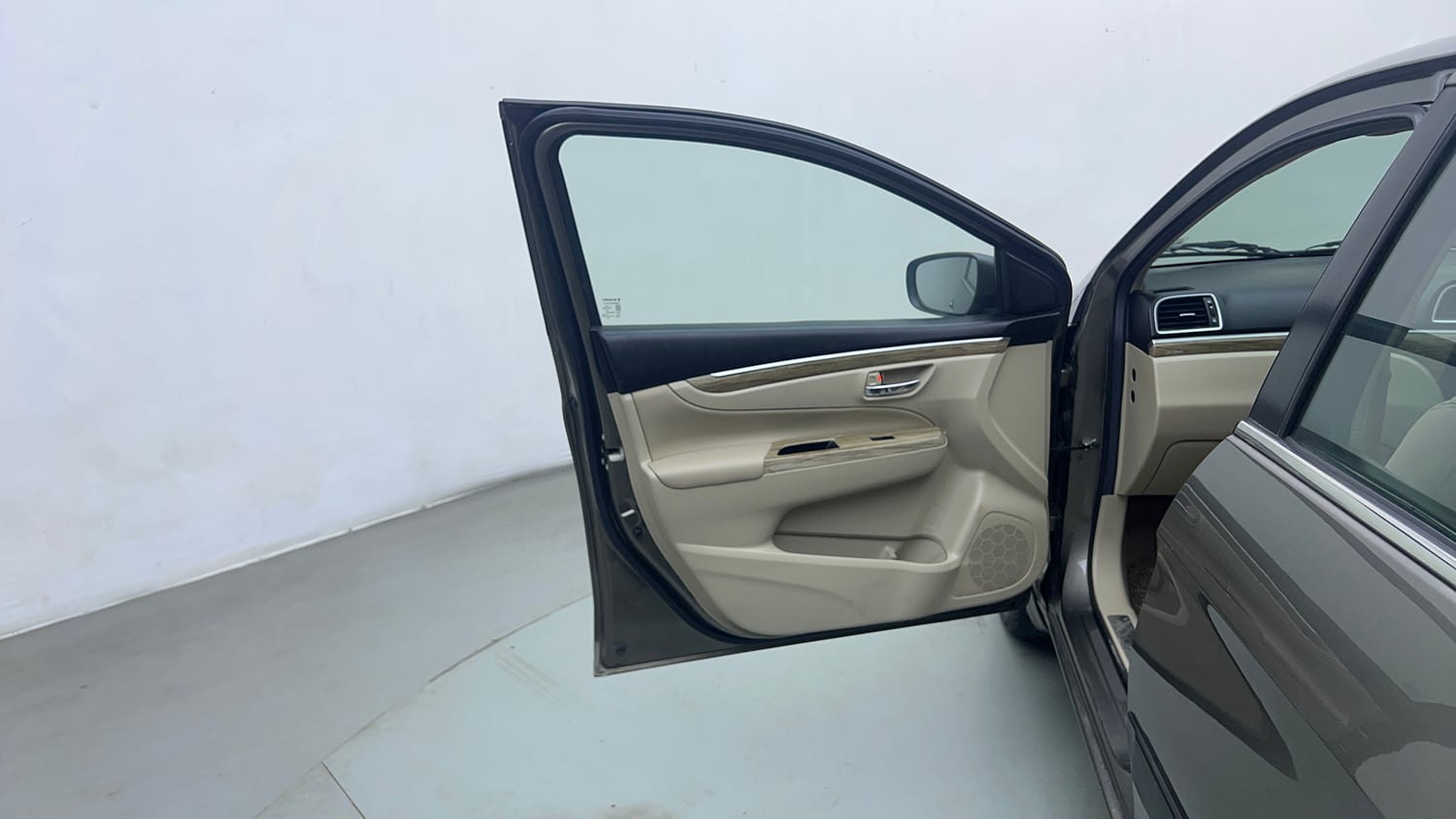 Used 2020 Maruti Suzuki Ciaz Alpha 1.5 AT Petrol Automatic interior LEFT FRONT DOOR OPEN VIEW